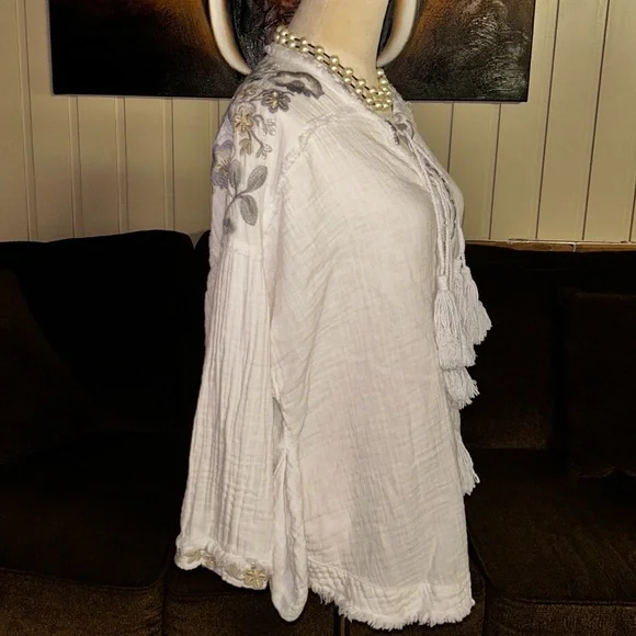 Johnny Was ~ Small ~ White W/Silver & Gray Floral Embroidery Triple Tassel Top - Picture 11 of 16
